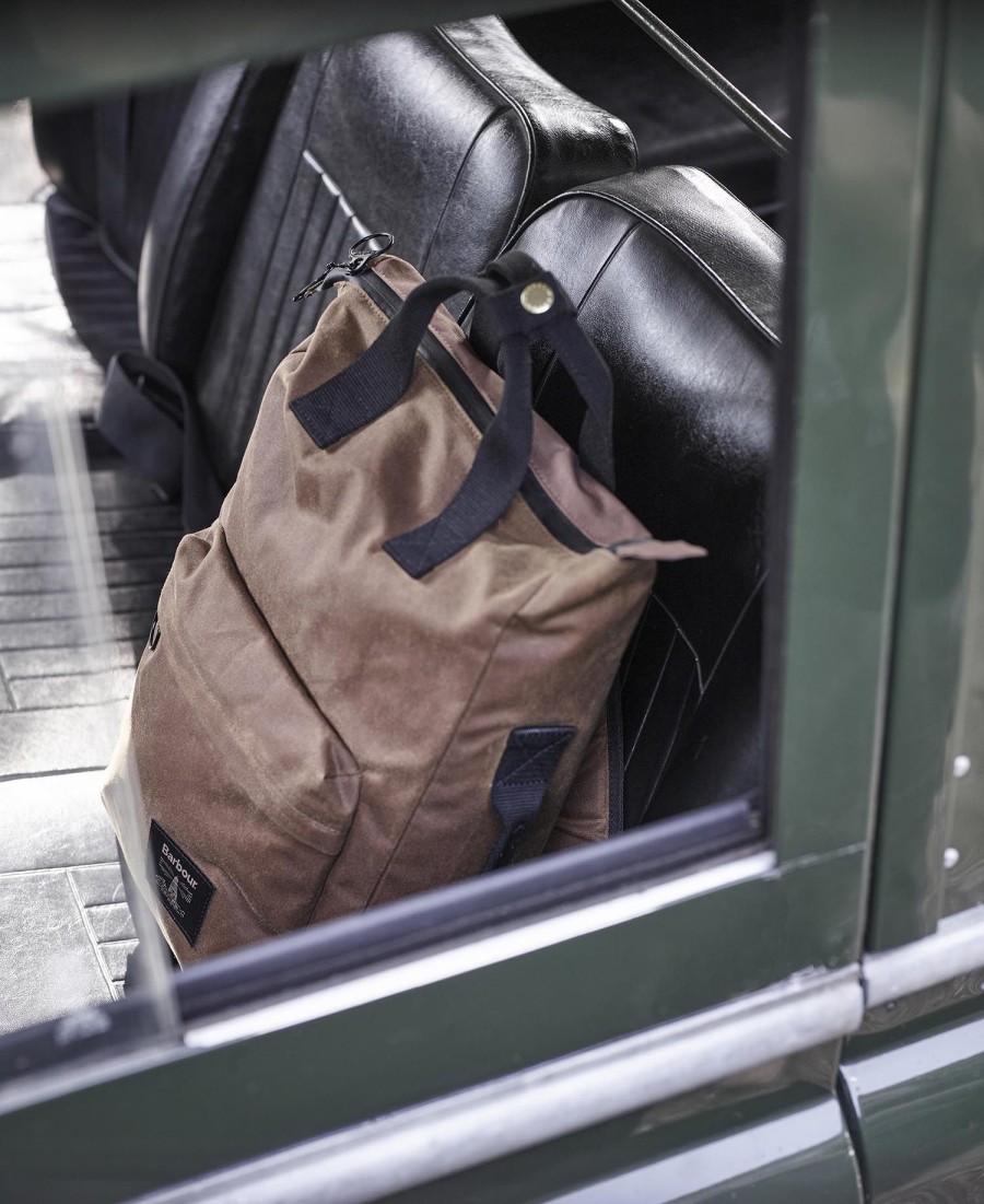 mochila encerada para campo