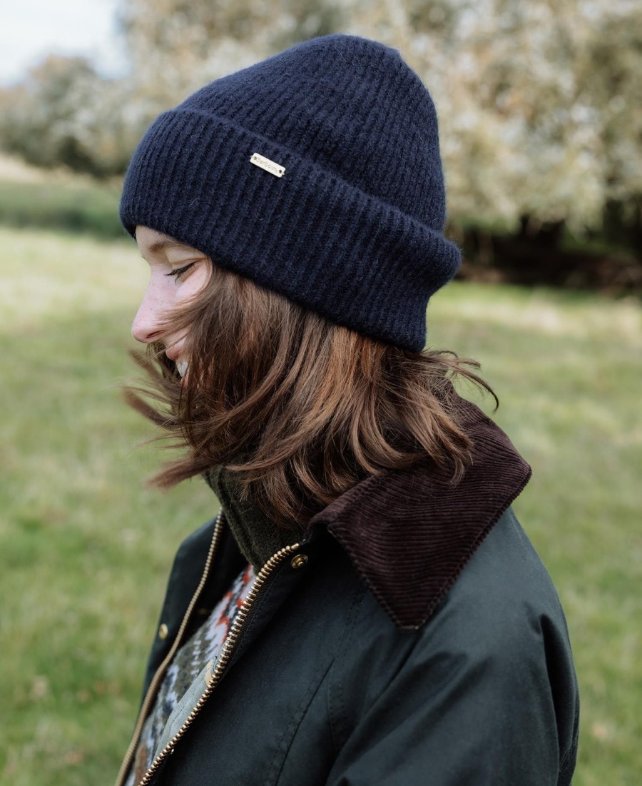 gorro kirton