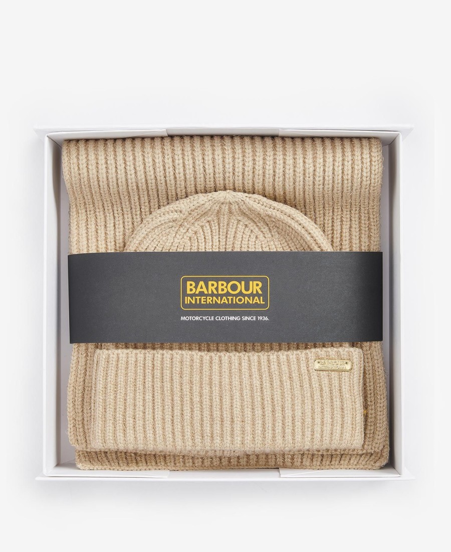 conjunto de presente com gorro e cachecol estoril