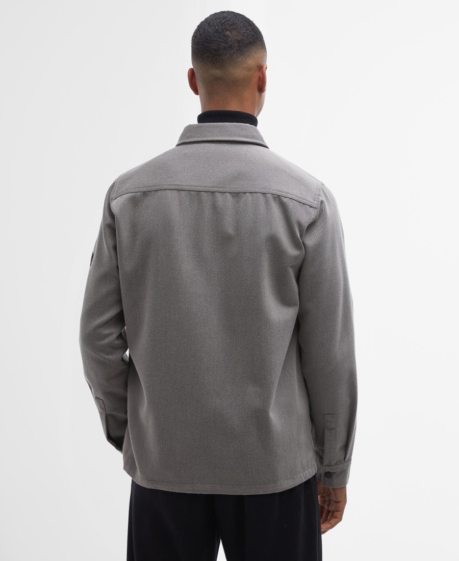 camisa sobre alba