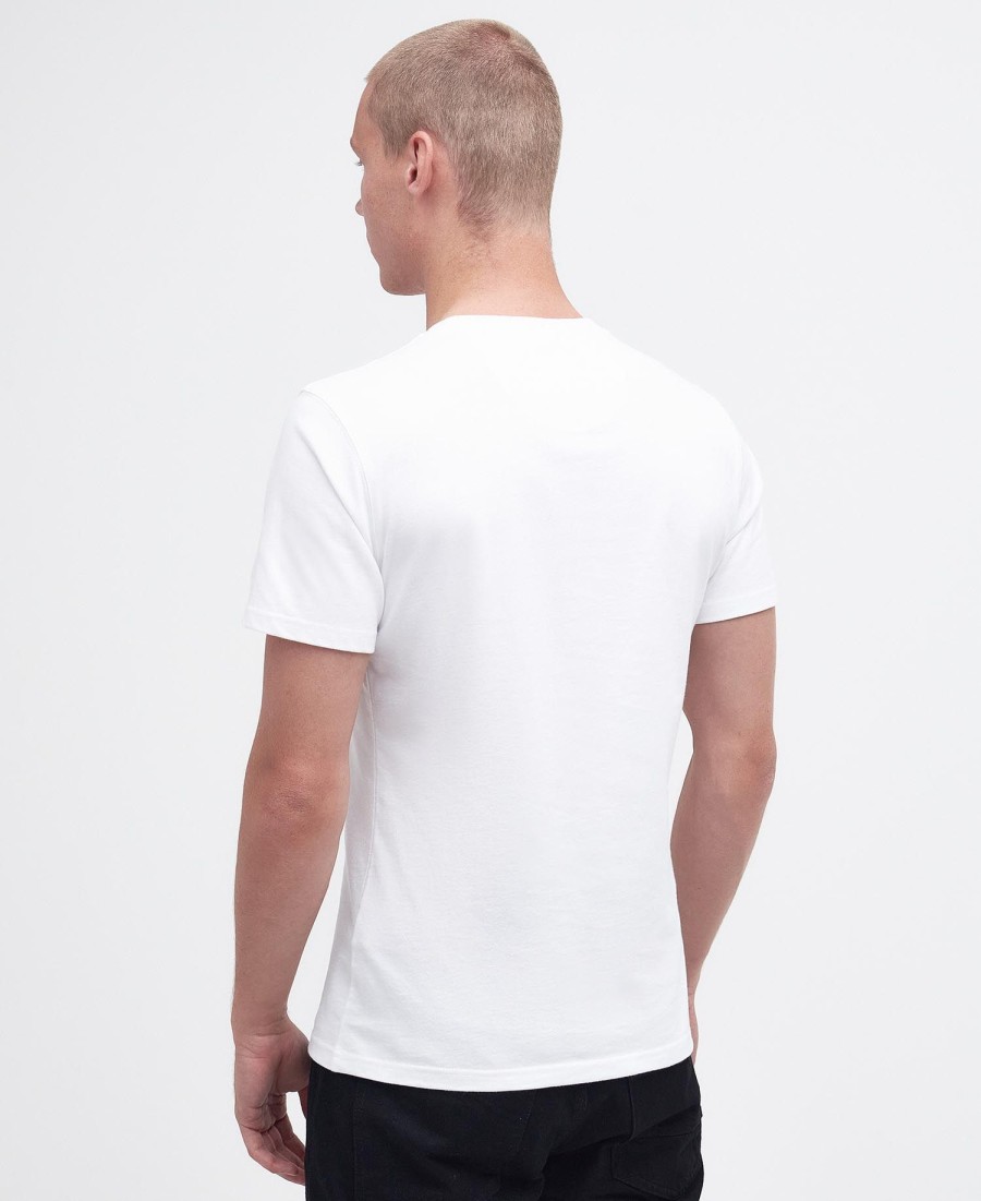 camiseta com logotipo pequeno
