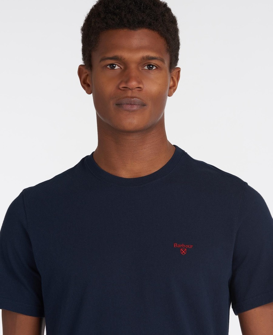 camiseta esportiva essencial