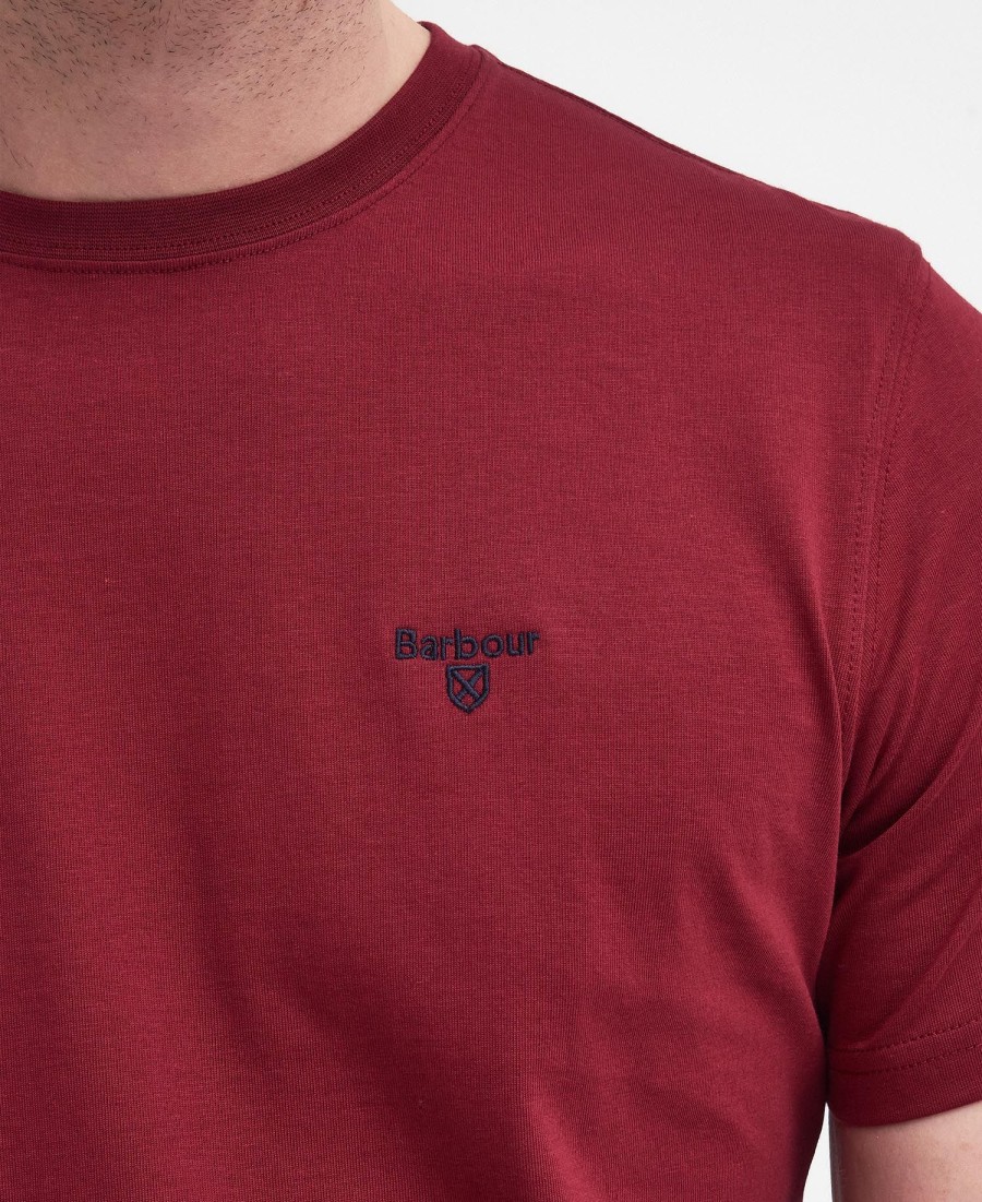 camiseta esportiva essencial