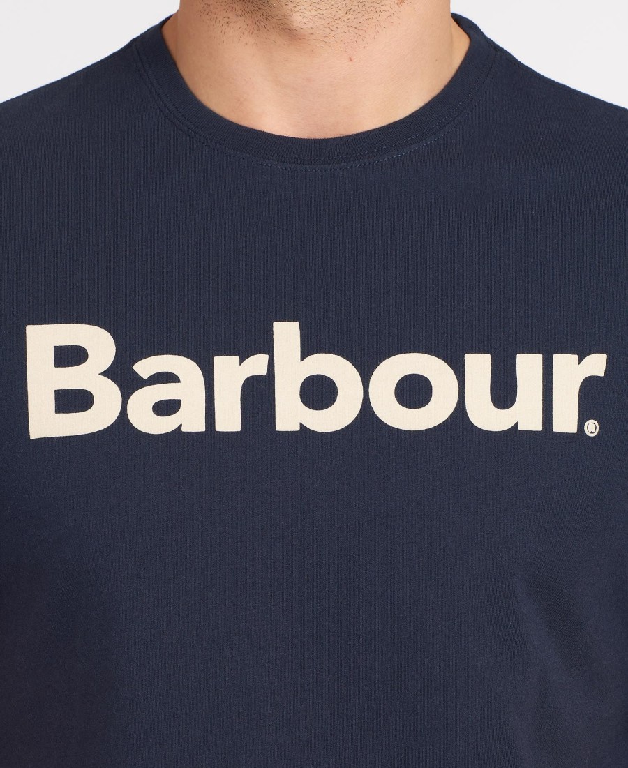 camiseta com logotipo
