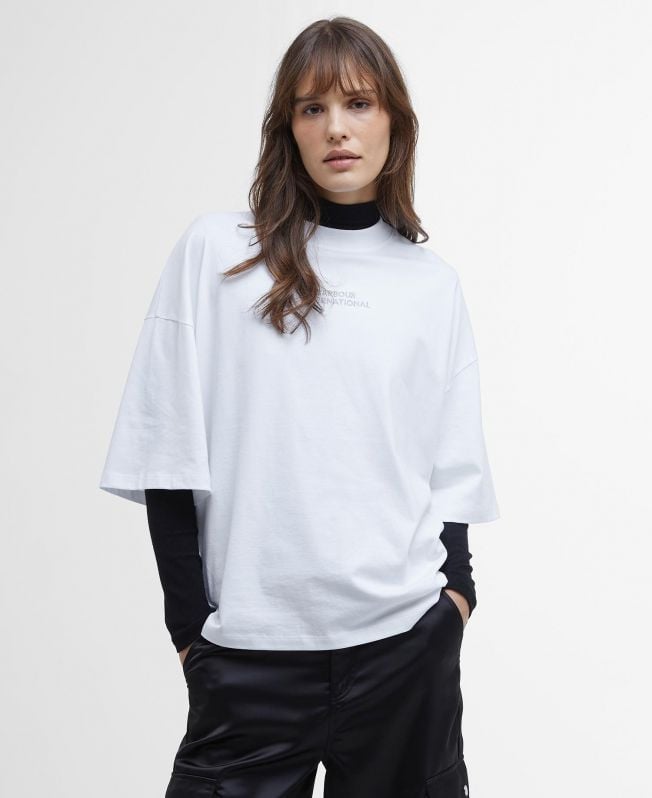 camiseta com o logotipo da franchesca