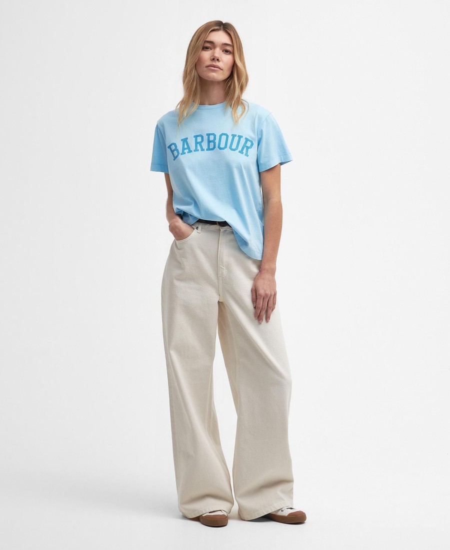 camiseta com o logotipo da ella