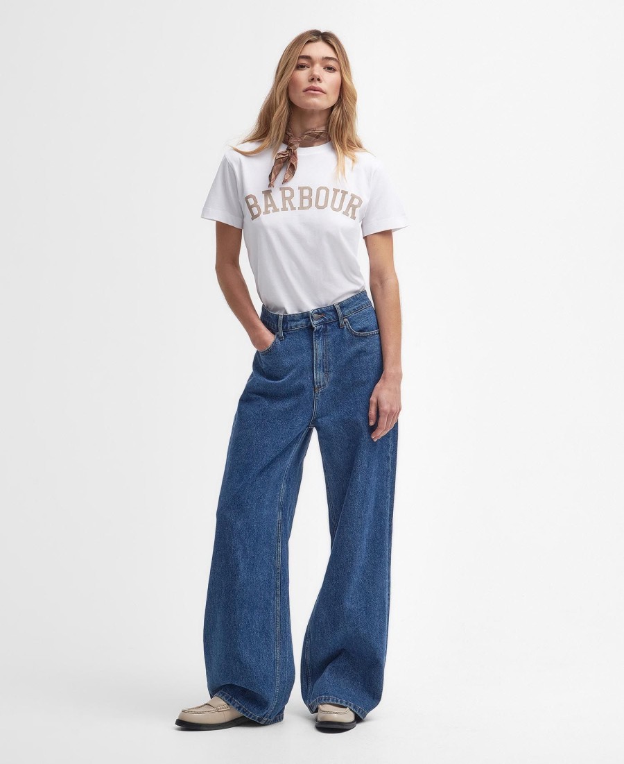 camiseta com o logotipo da ella