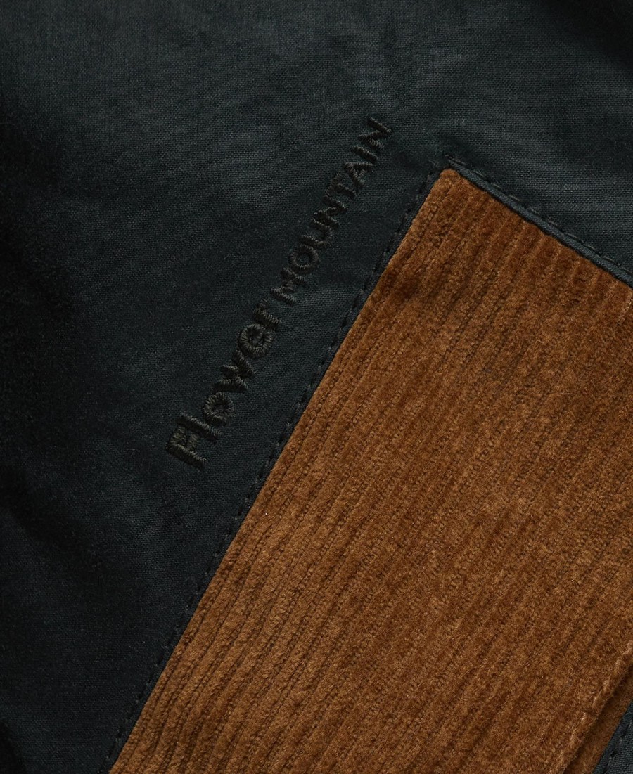 jaqueta barbour x flower mountain oversized wax